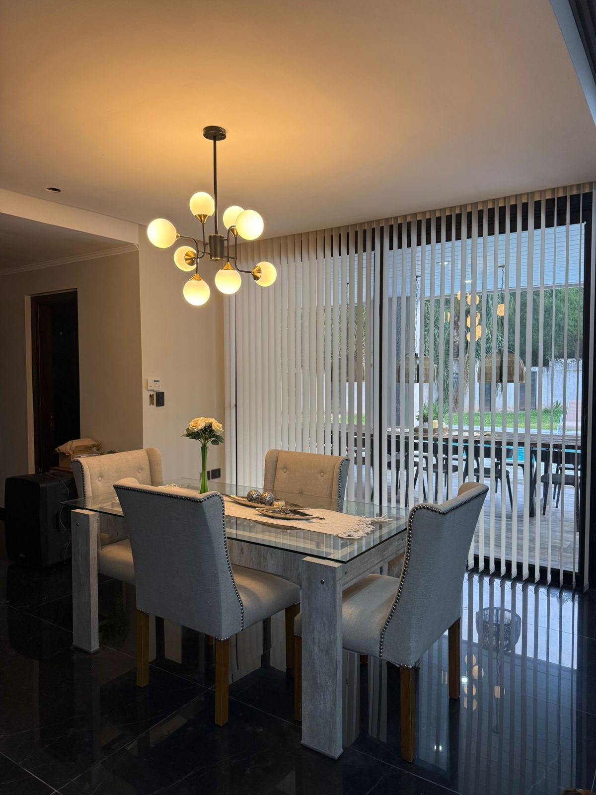 Cortina Bandas Verticales Sun Screen