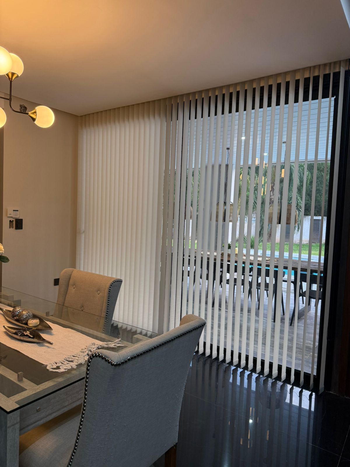 Cortina Bandas Verticales Sun Screen