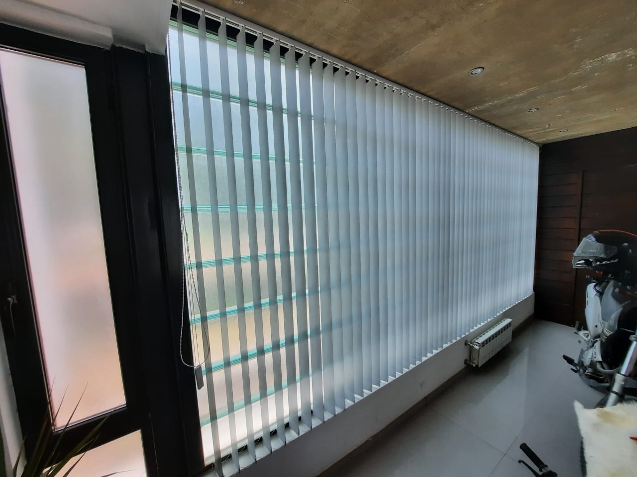 Cortina Bandas Verticales Sun Screen