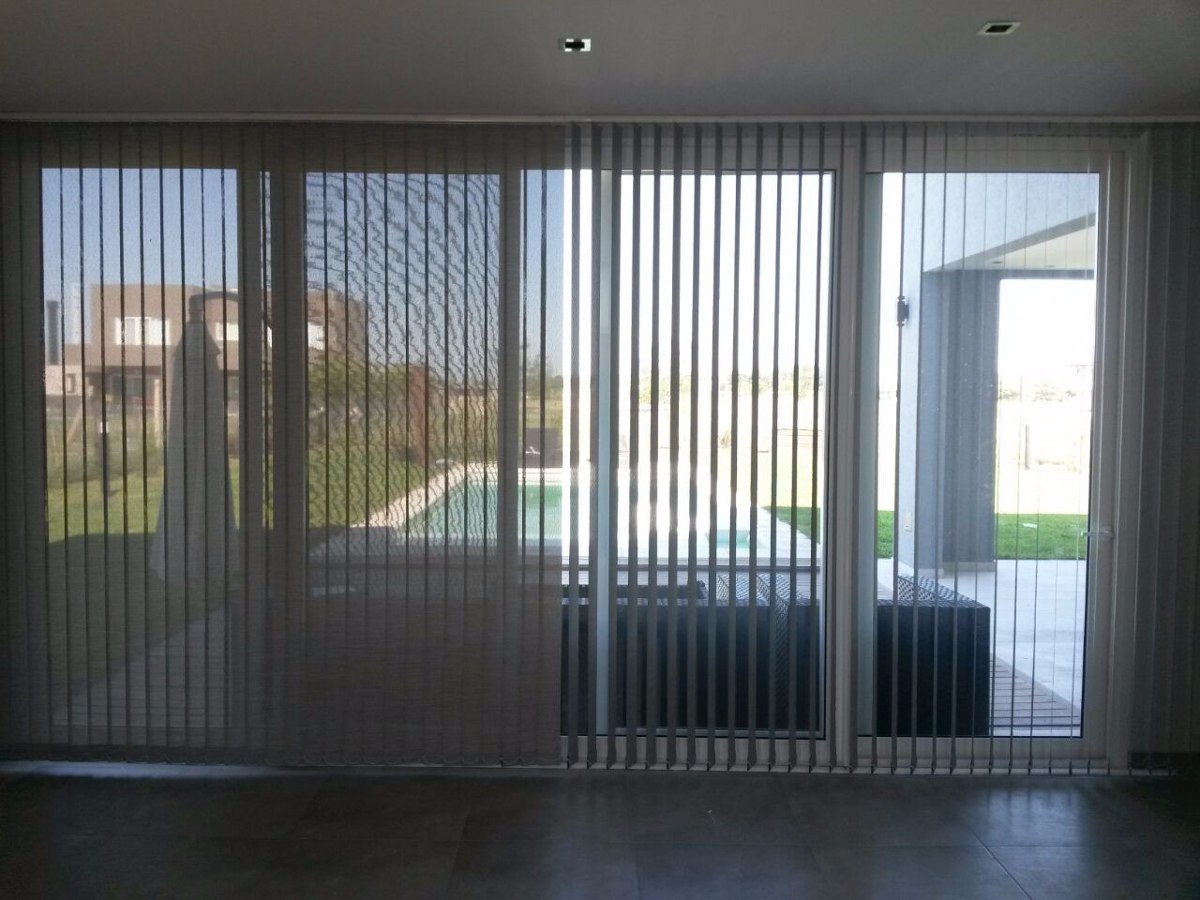 Cortina Bandas Verticales Sun Screen