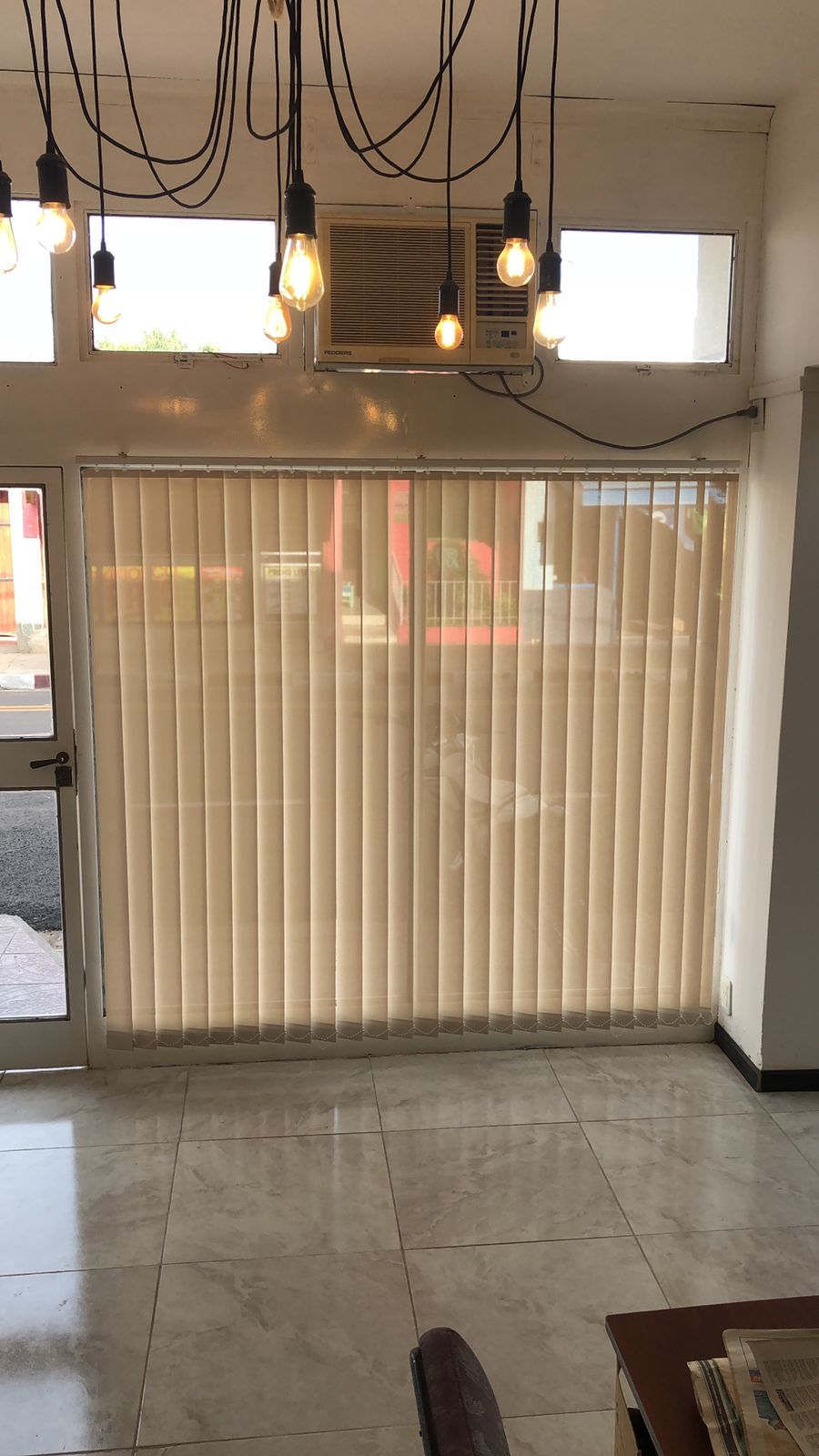 Cortina Bandas Verticales Sun Screen